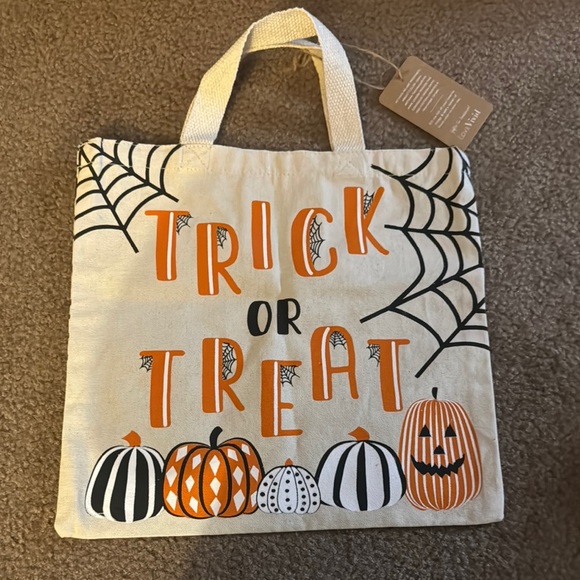 NWT - Orange and Black Halloween Costume - Picture 1 of 2